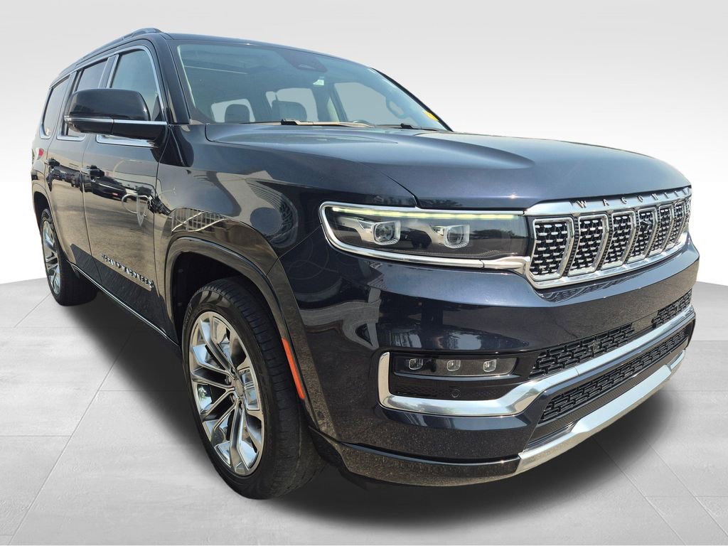Used 2023 Jeep Grand Wagoneer Series II AWD/4WD image 4