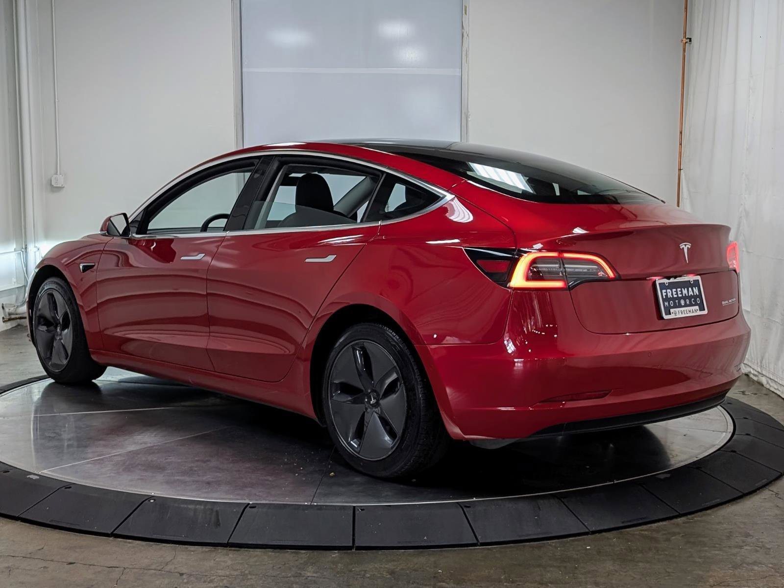 Used 2020 Tesla Model 3 Performance image 7