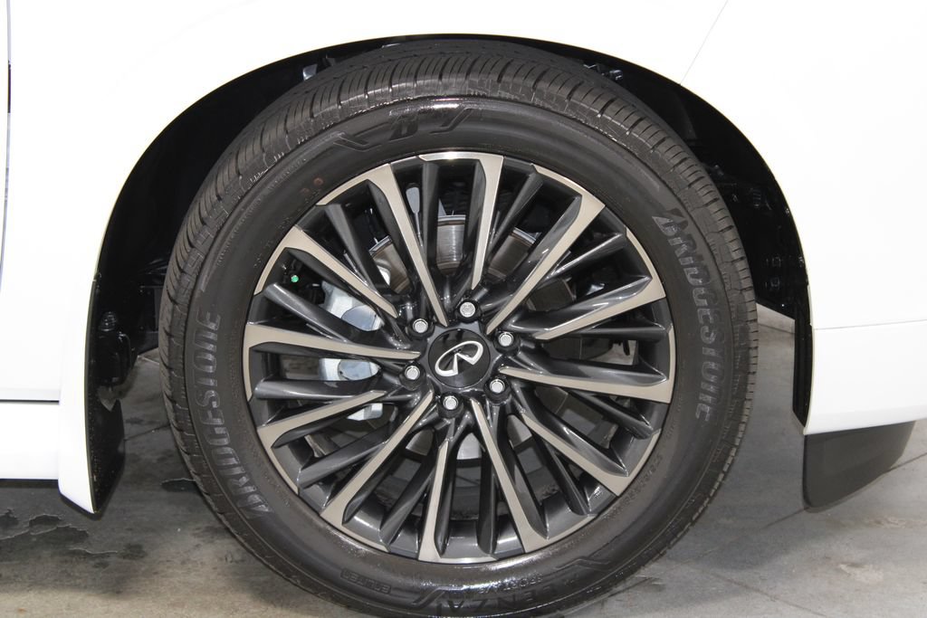 Used 2026 INFINITI QX80 Autograph w/ Autograph Exterior Package AWD/4WD image 12