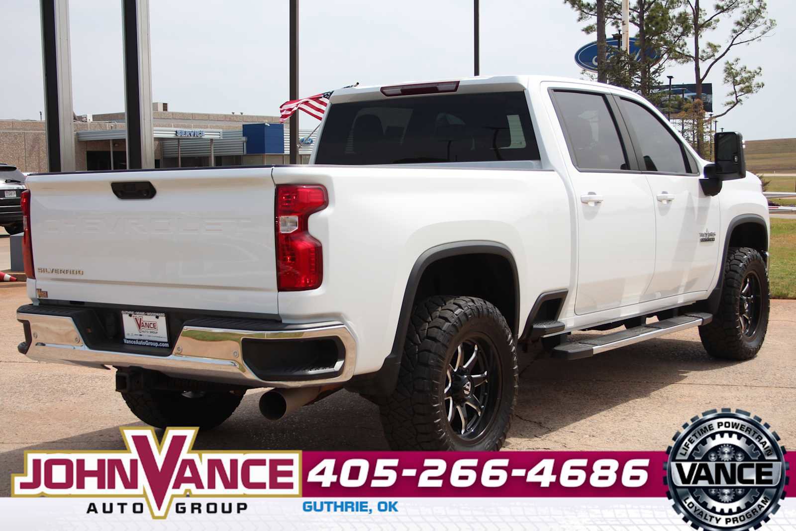 Used 2021 Chevrolet Silverado 2500 LT w/ Texas Edition AWD/4WD image 14