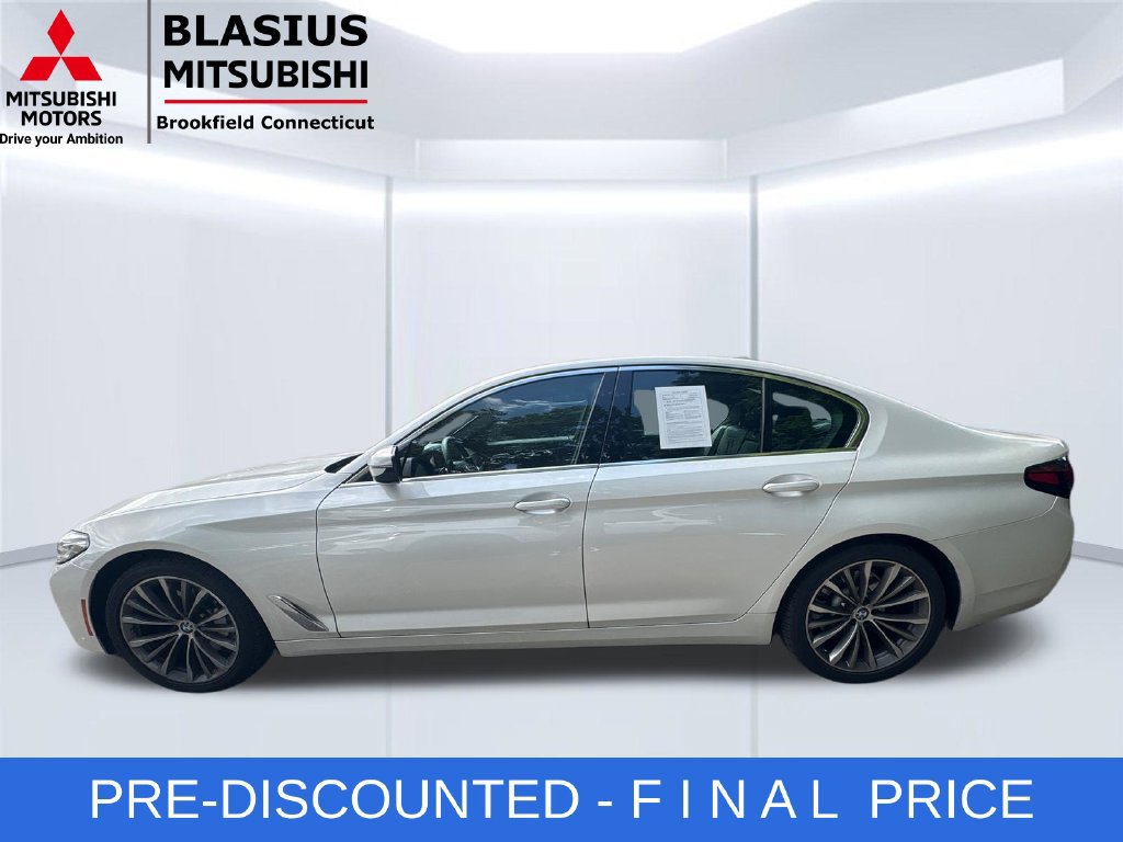Used 2023 BMW 530i xDrive w/ Premium Package AWD/4WD image 13