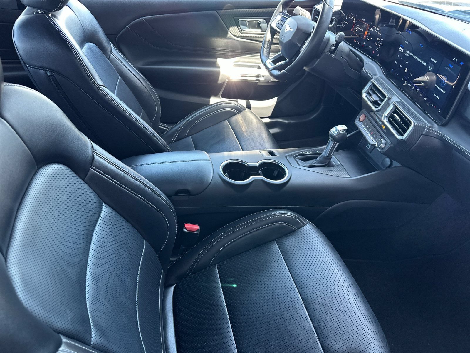 Used 2025 Ford Mustang Premium RWD image 14