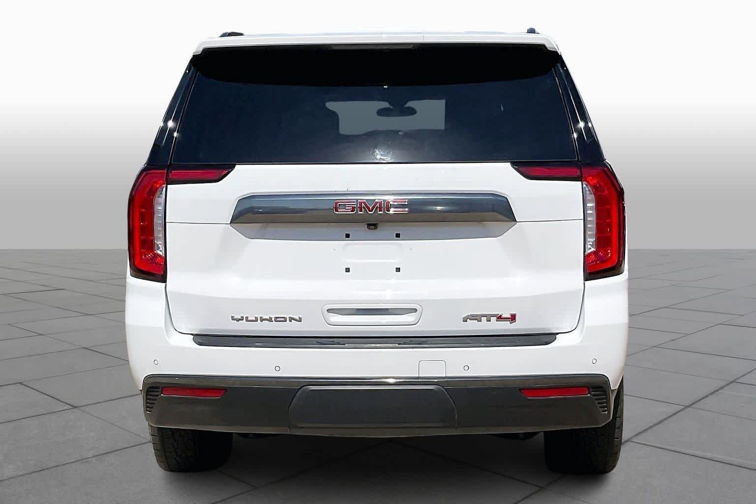 Used 2021 GMC Yukon XL AT4 w/ AT4 Premium Plus Package image 4