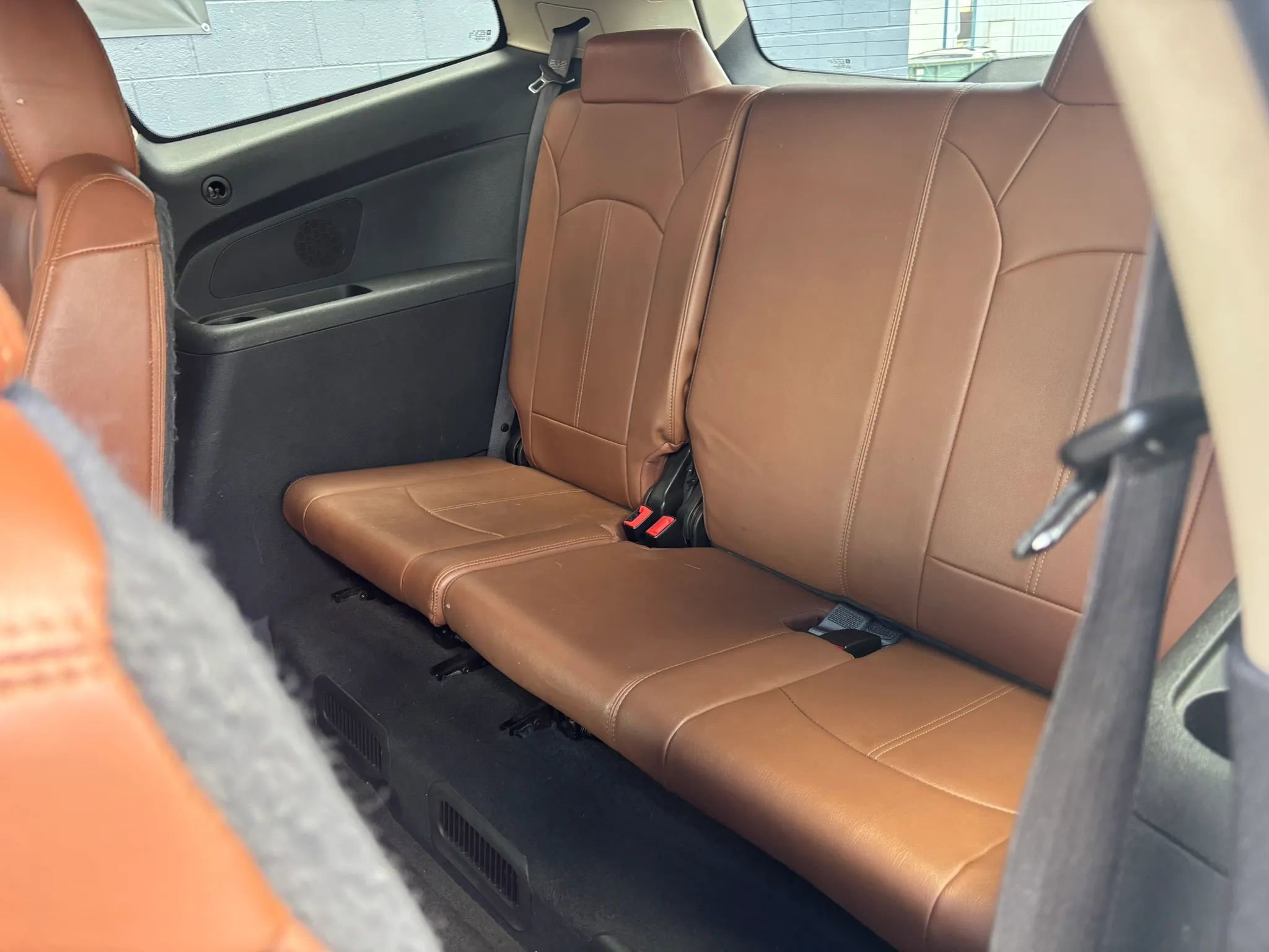 Used 2015 Chevrolet Traverse LT image 18