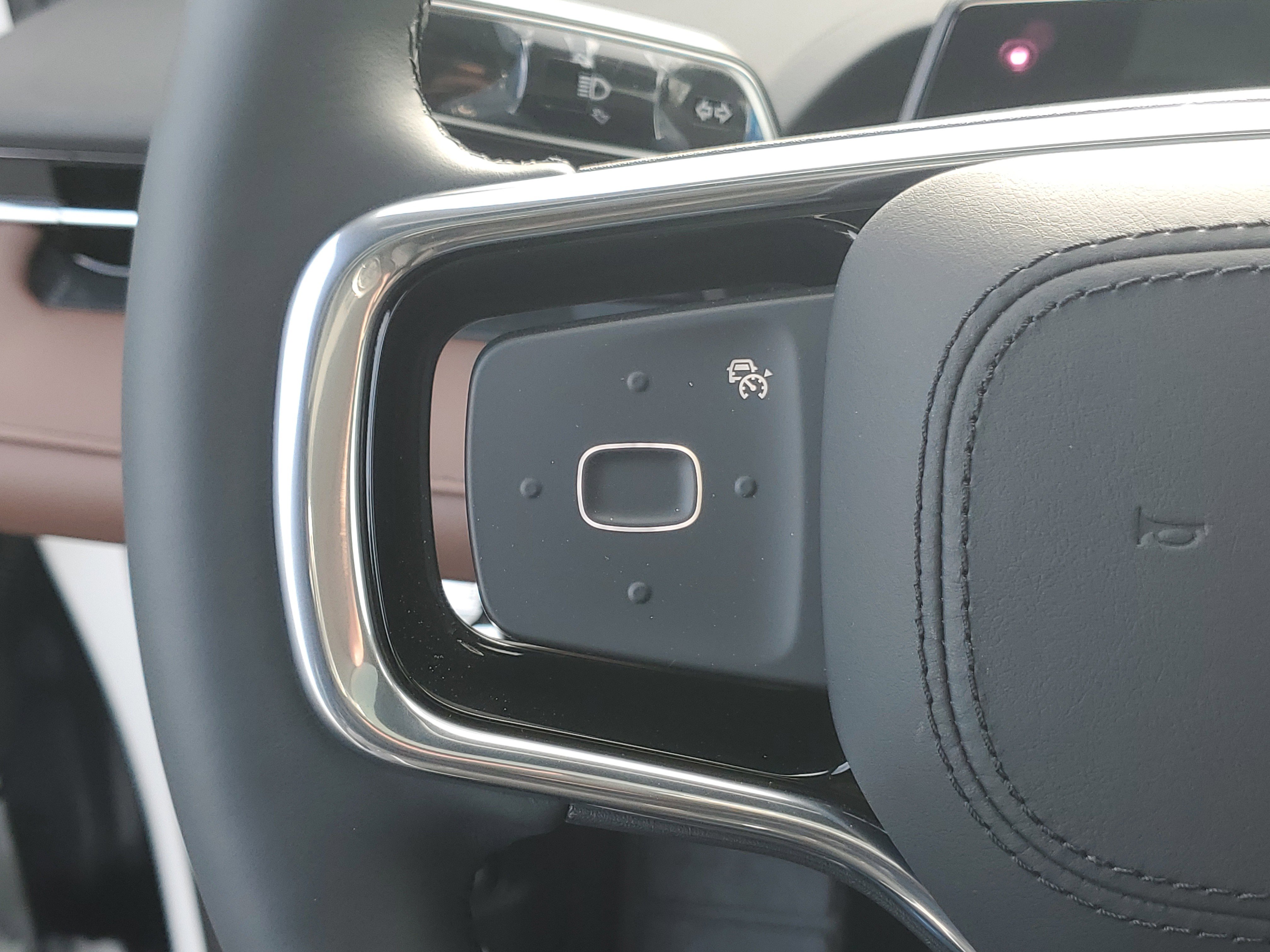 New 2026 Lincoln Nautilus Reserve w/ Jet Appearance Package image 17