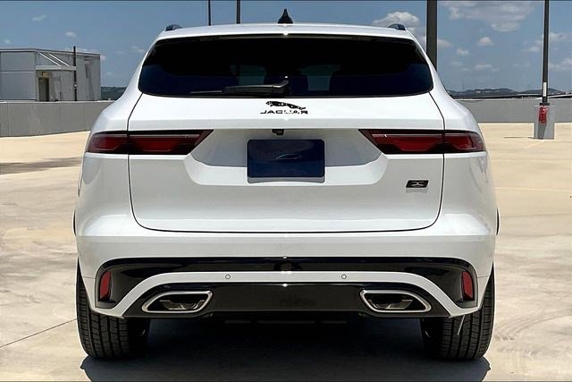 New 2026 Jaguar F-PACE R-Dynamic S image 4