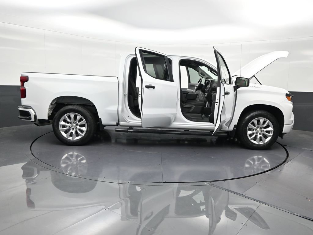 Used 2024 Chevrolet Silverado 1500 Custom RWD image 34