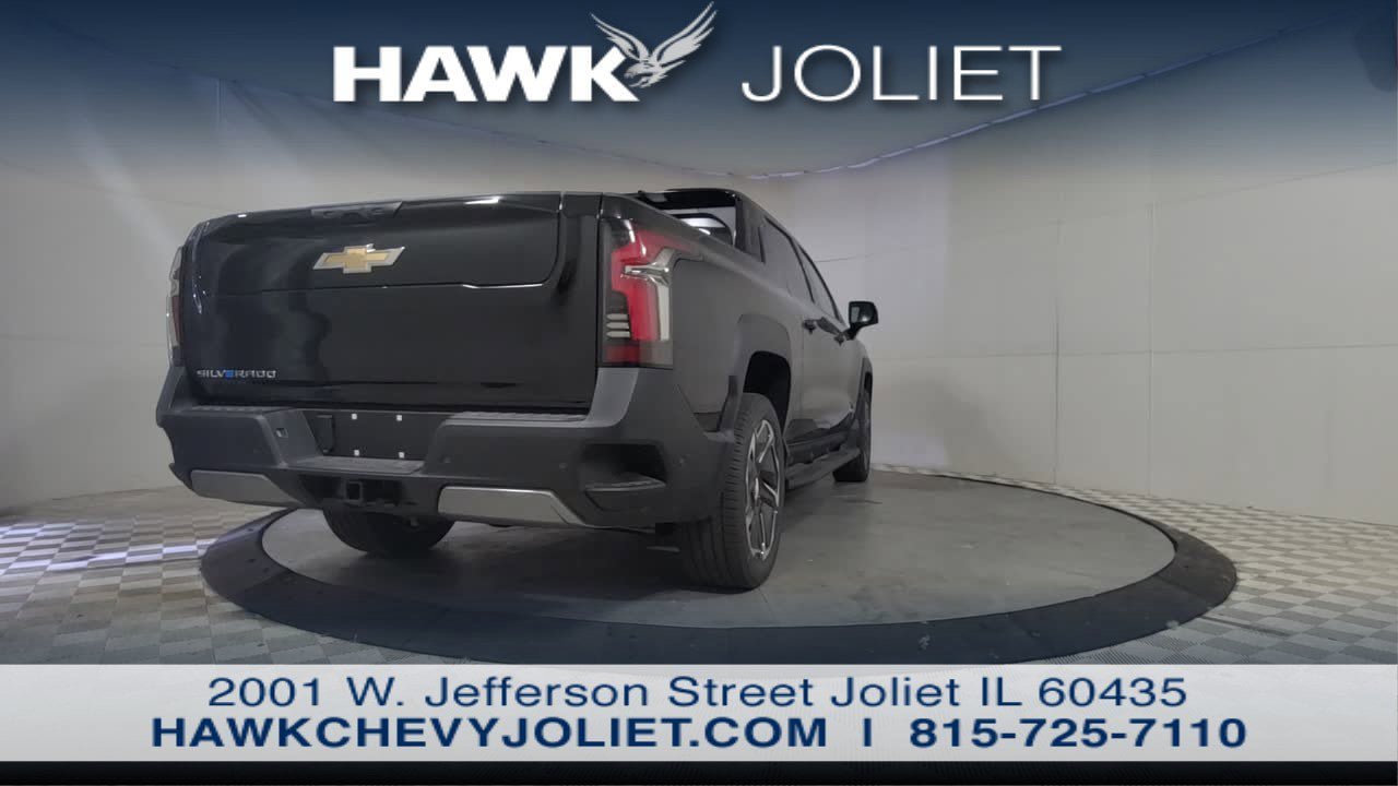New 2025 Chevrolet Silverado EV LT w/ LT Premium Package AWD/4WD image 11