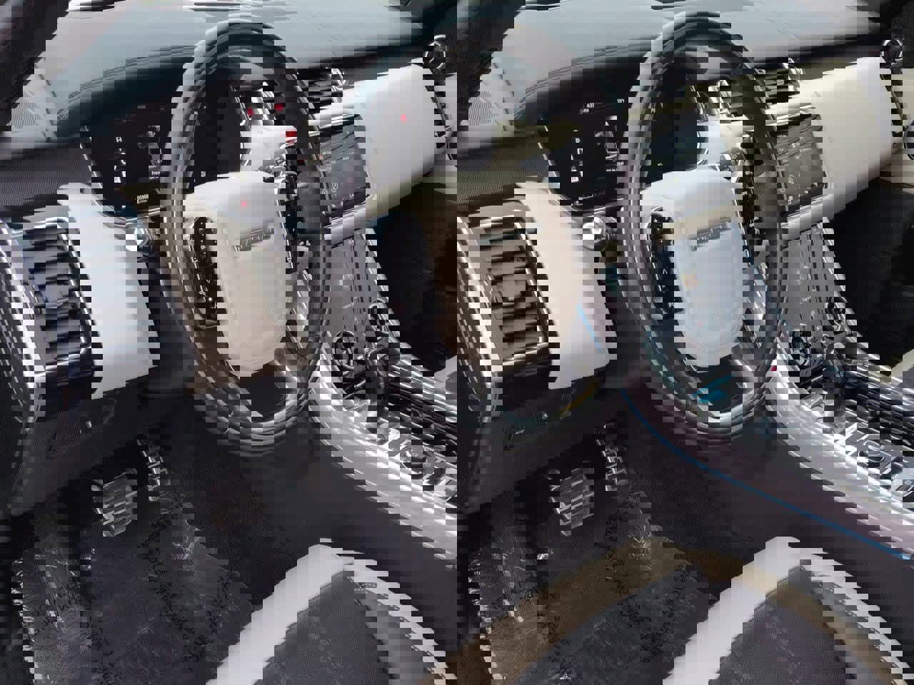 Used 2021 Land Rover Range Rover Sport Autobiography image 2