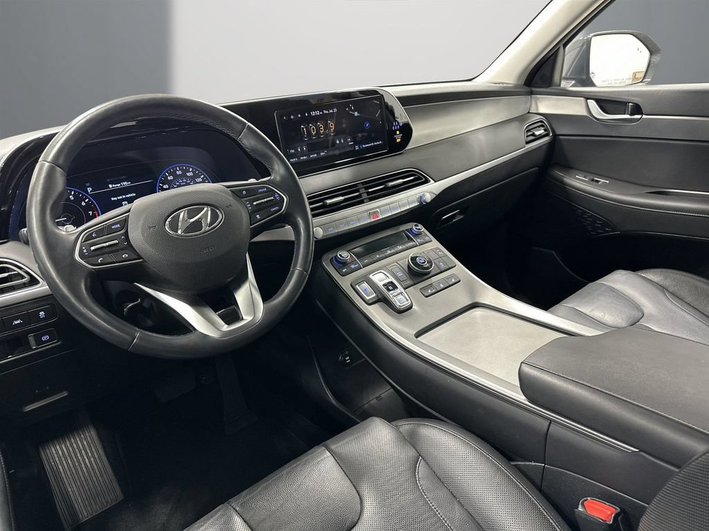 Used 2022 Hyundai Palisade SEL w/ Premium Package FWD image 14