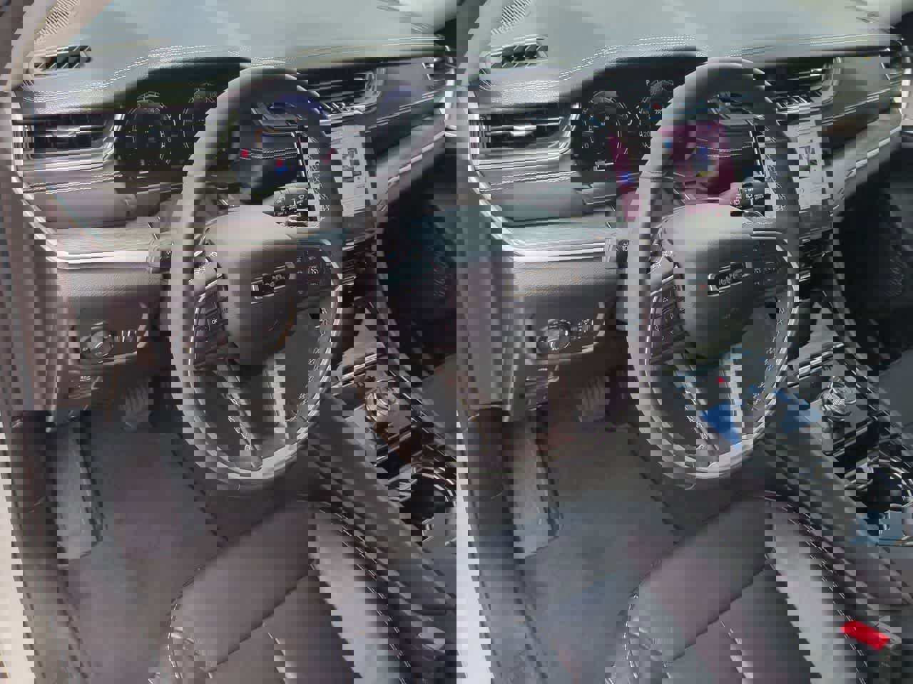 Used 2023 Jeep Grand Cherokee Limited RWD image 10