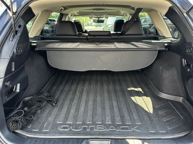 Used 2018 Subaru Outback 2.5i Limited AWD/4WD image 22