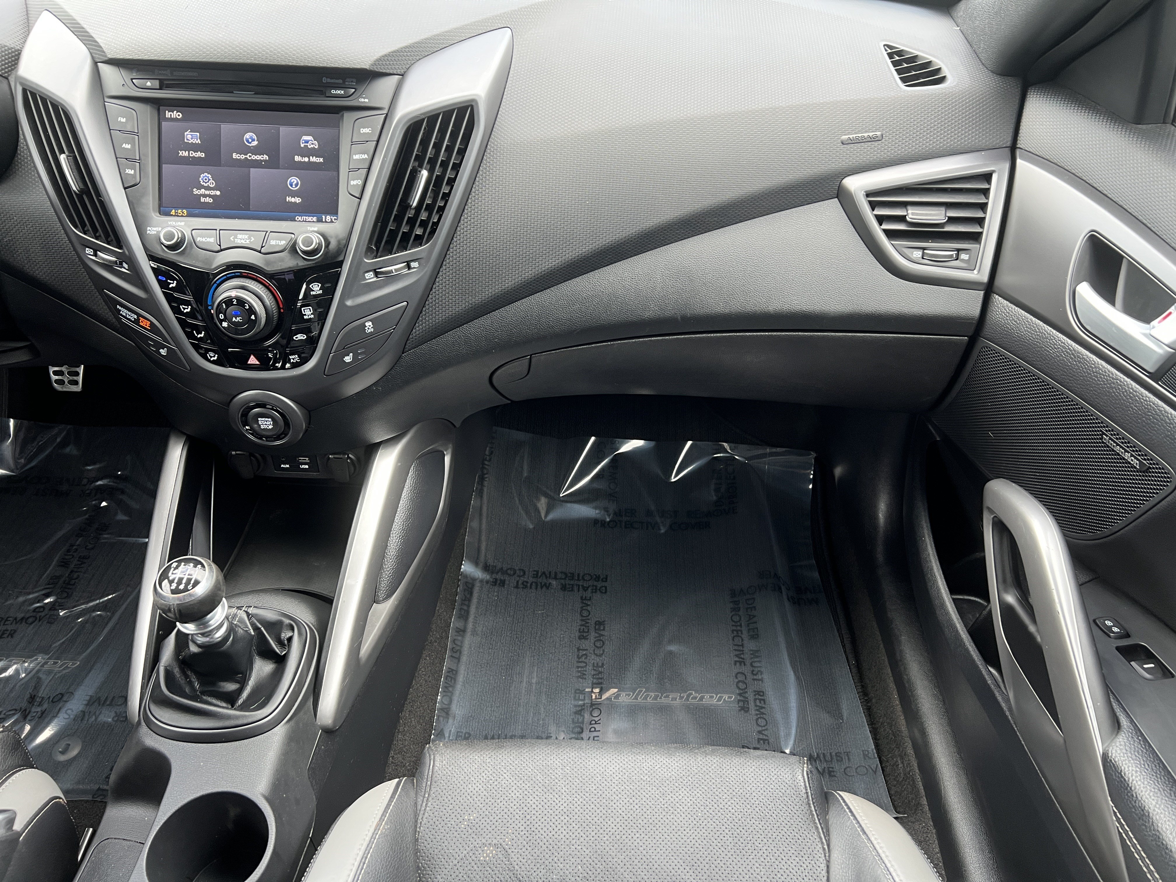 Used 2016 Hyundai Veloster Turbo FWD image 33