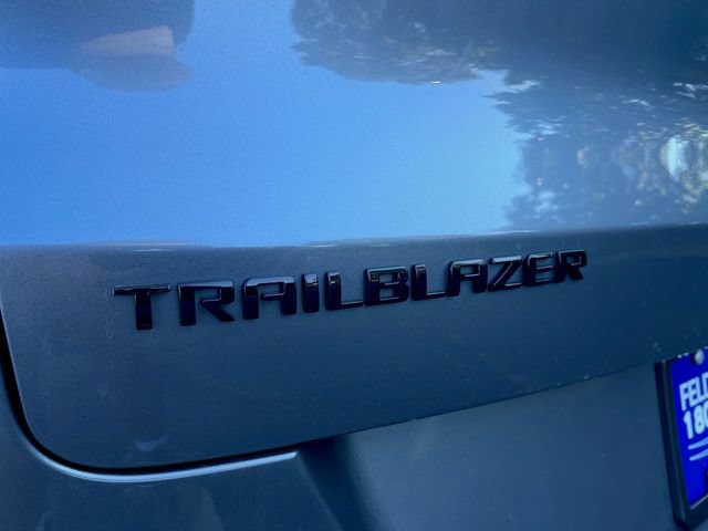 Used 2022 Chevrolet TrailBlazer RS FWD image 30