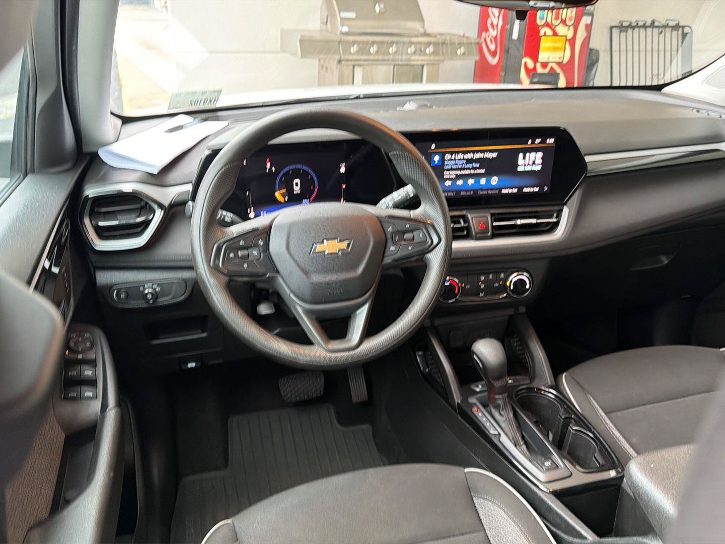 Used 2024 Chevrolet TrailBlazer LS FWD image 18