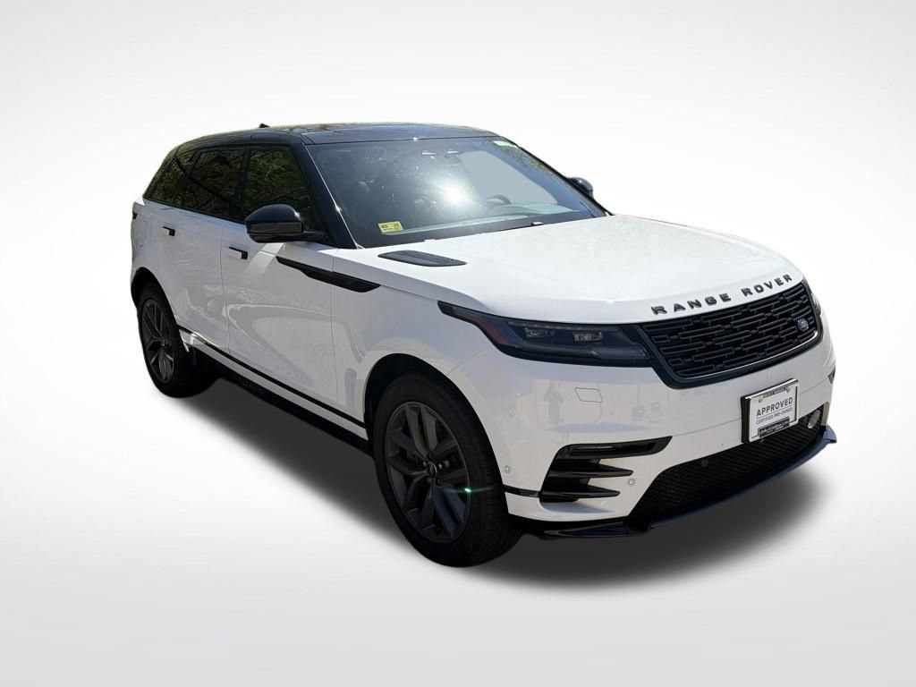 Certified 2026 Land Rover Range Rover Velar Dynamic SE AWD/4WD image 3