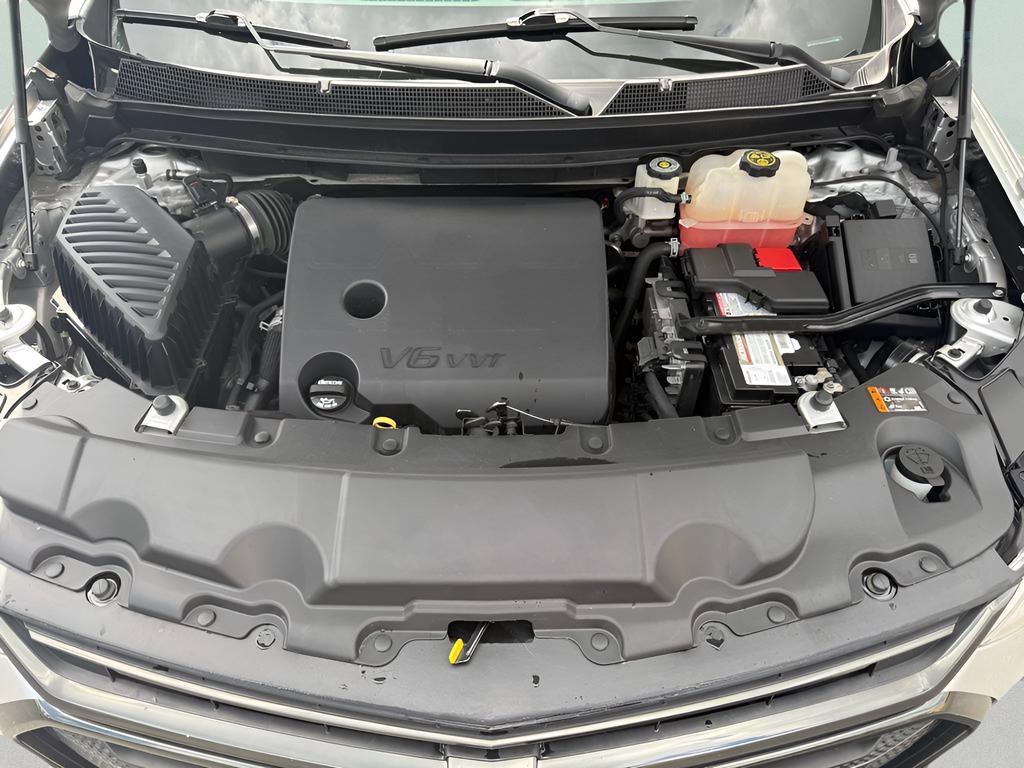 Used 2021 Chevrolet Traverse Premier w/ Redline Edition image 37