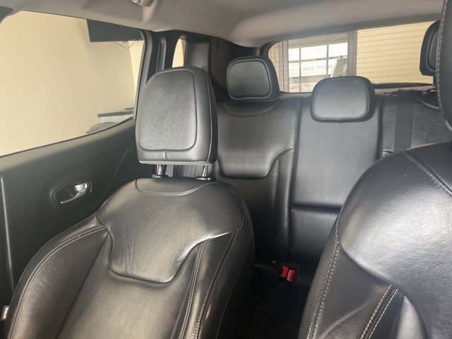 Used 2020 Jeep Renegade Limited image 16