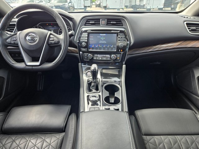 Used 2017 Nissan Maxima Platinum image 17