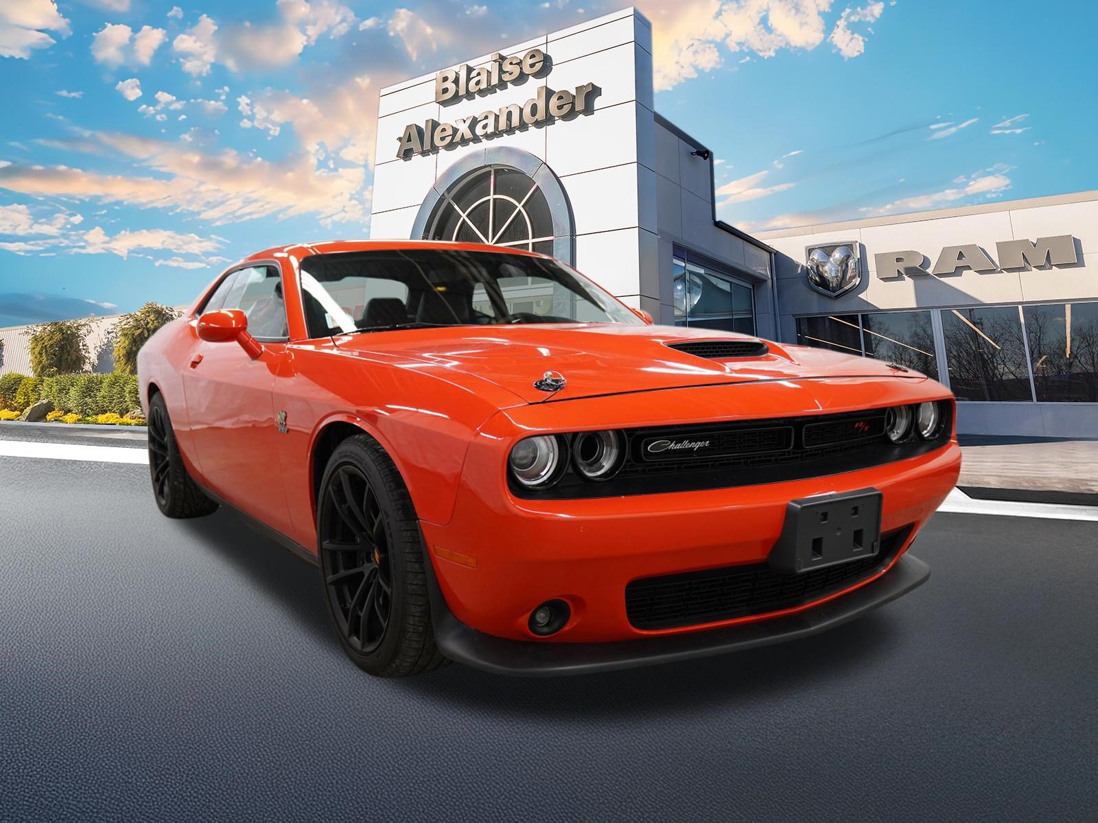 Used 2022 Dodge Challenger R/T Scat Pack w/ 1320 Drag Pack RWD image 1