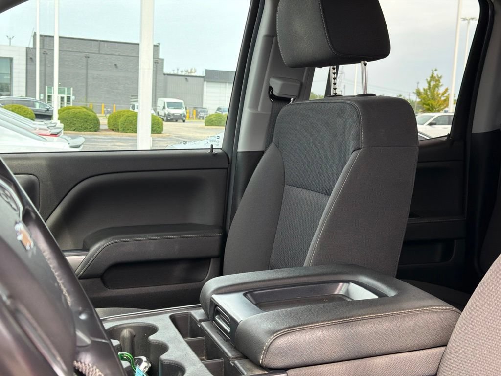 Used 2018 Chevrolet Silverado 1500 LT w/ All Star Edition AWD/4WD image 14