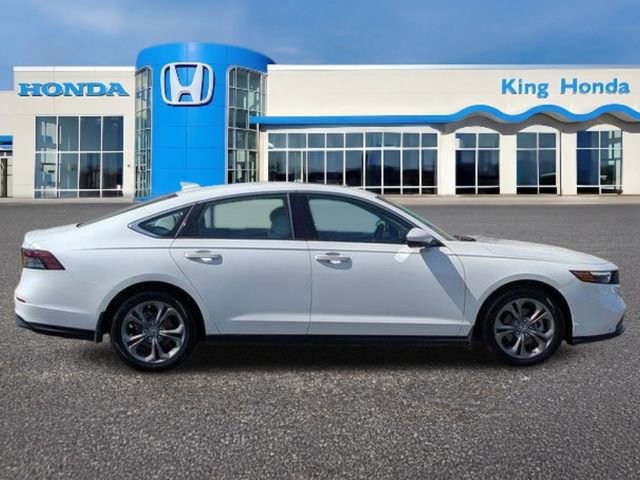 Used 2024 Honda Accord EX image 7