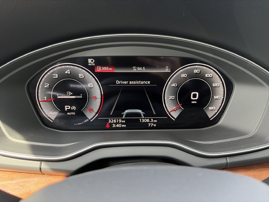 Used 2023 Audi Q5 2.0T Premium Plus w/ Premium Plus Package AWD/4WD image 19