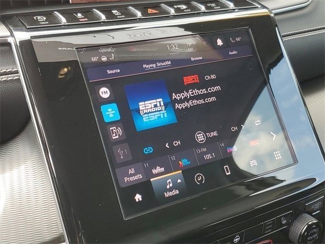 Used 2023 Jeep Grand Cherokee Laredo w/ Luxury Tech Group I image 29