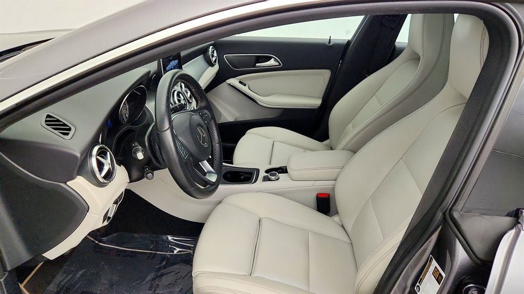 Used 2016 Mercedes-Benz CLA 250 image 18