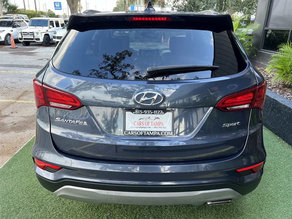 Used 2017 Hyundai Santa Fe Sport FWD image 5