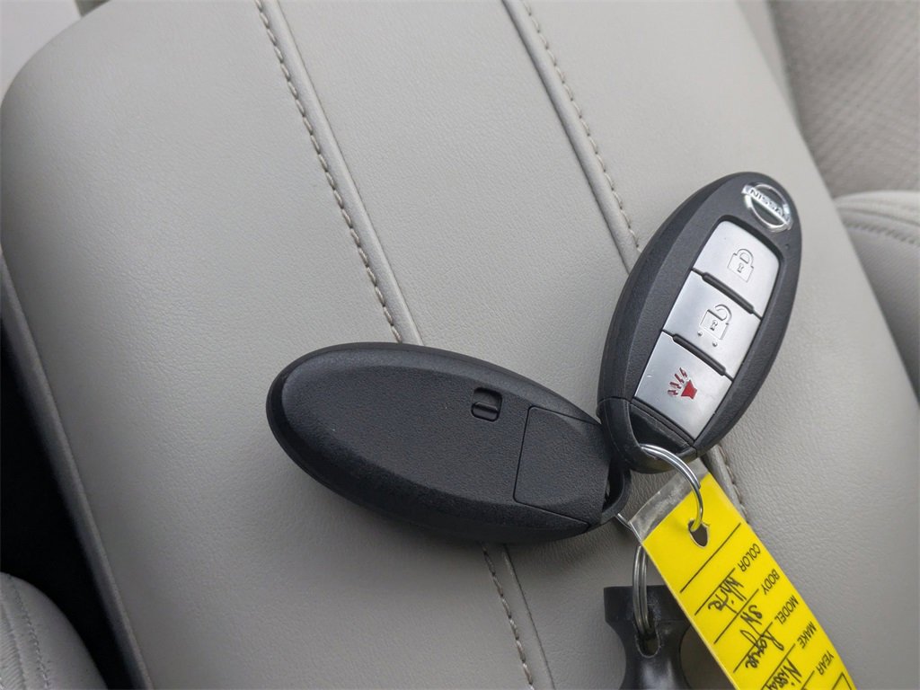 Used 2020 Nissan Rogue Sport SV image 33