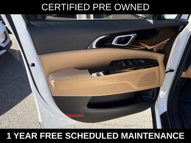 Used 2024 Kia Carnival EX FWD image 13