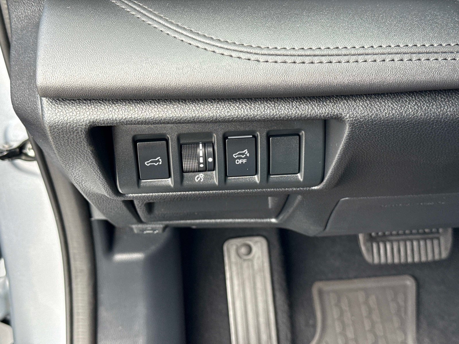 Used 2024 Subaru Outback Wilderness AWD/4WD image 32