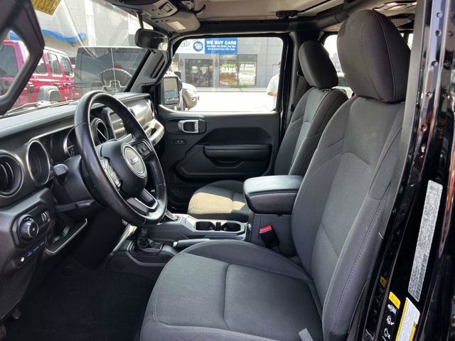 Used 2023 Jeep Wrangler Unlimited w/ Cold Weather Group AWD/4WD image 13