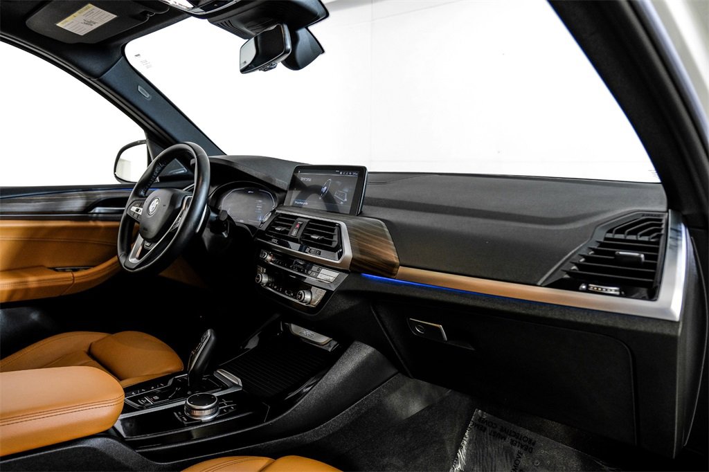 Used 2021 BMW X3 xDrive30e w/ Premium Package image 12