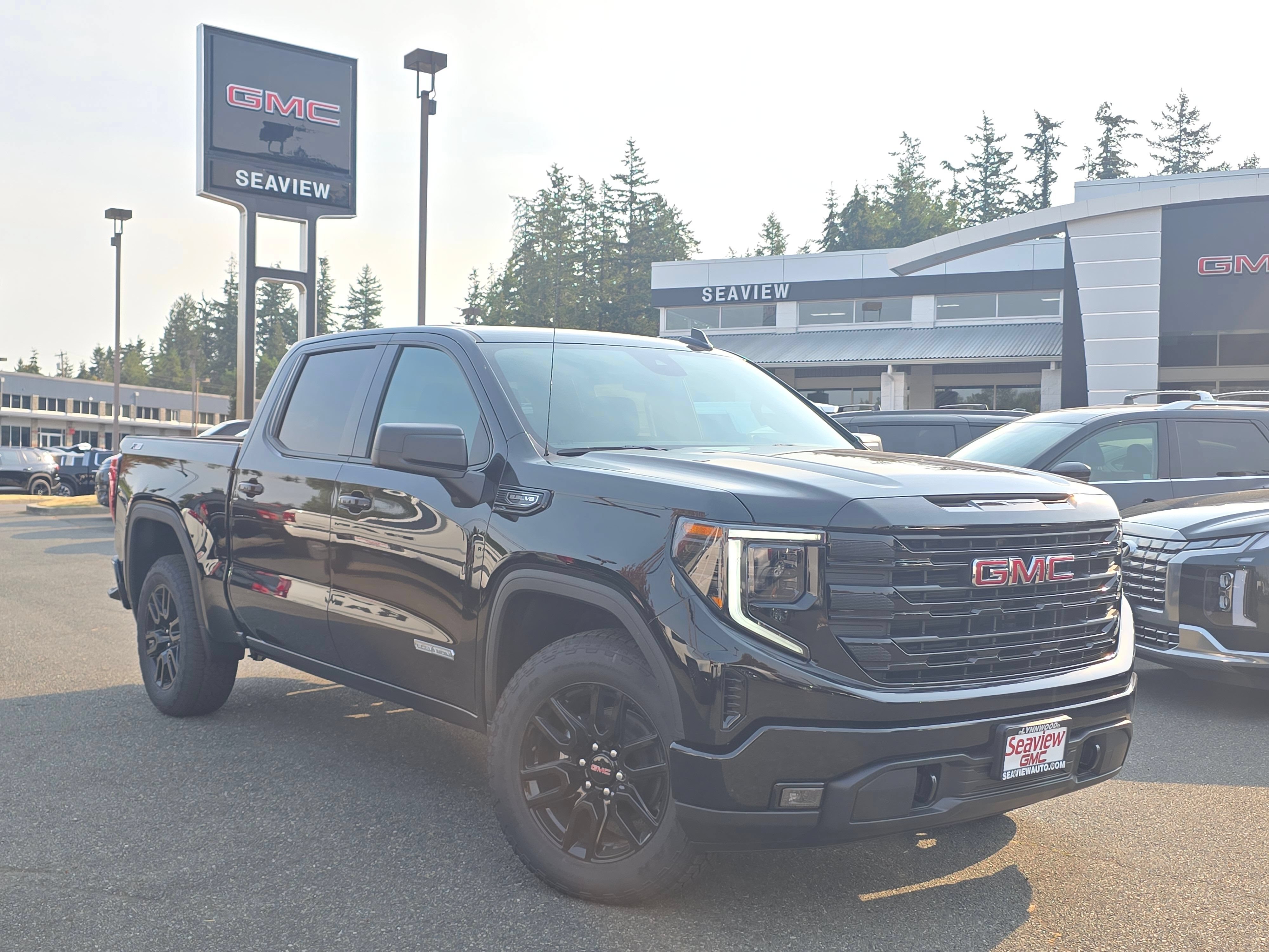 New 2026 GMC Sierra 1500 Elevation AWD/4WD image 1