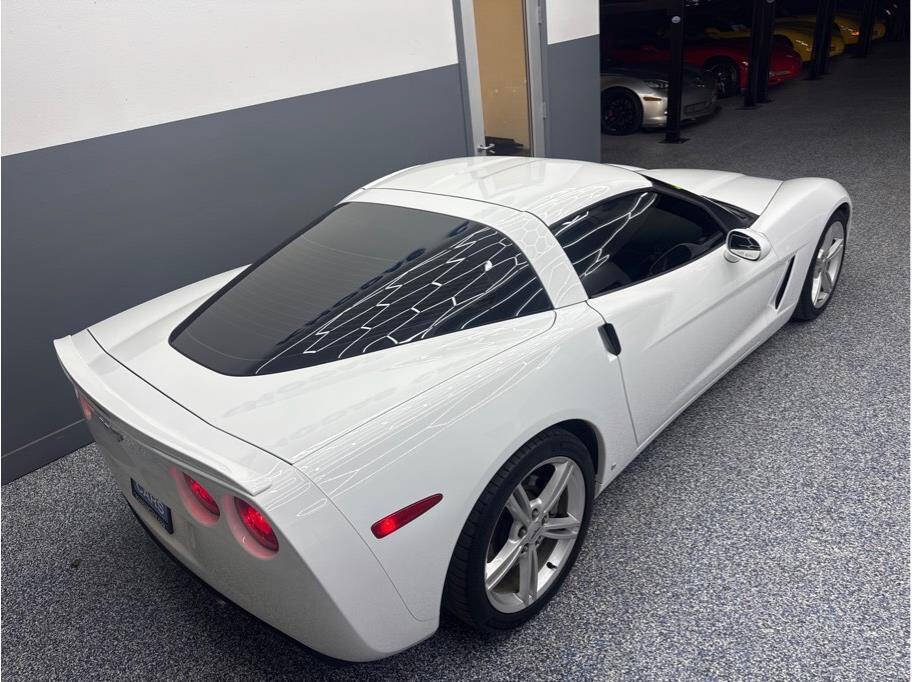Used 2009 Chevrolet Corvette Coupe w/ Preferred Equipment Group RWD image 9