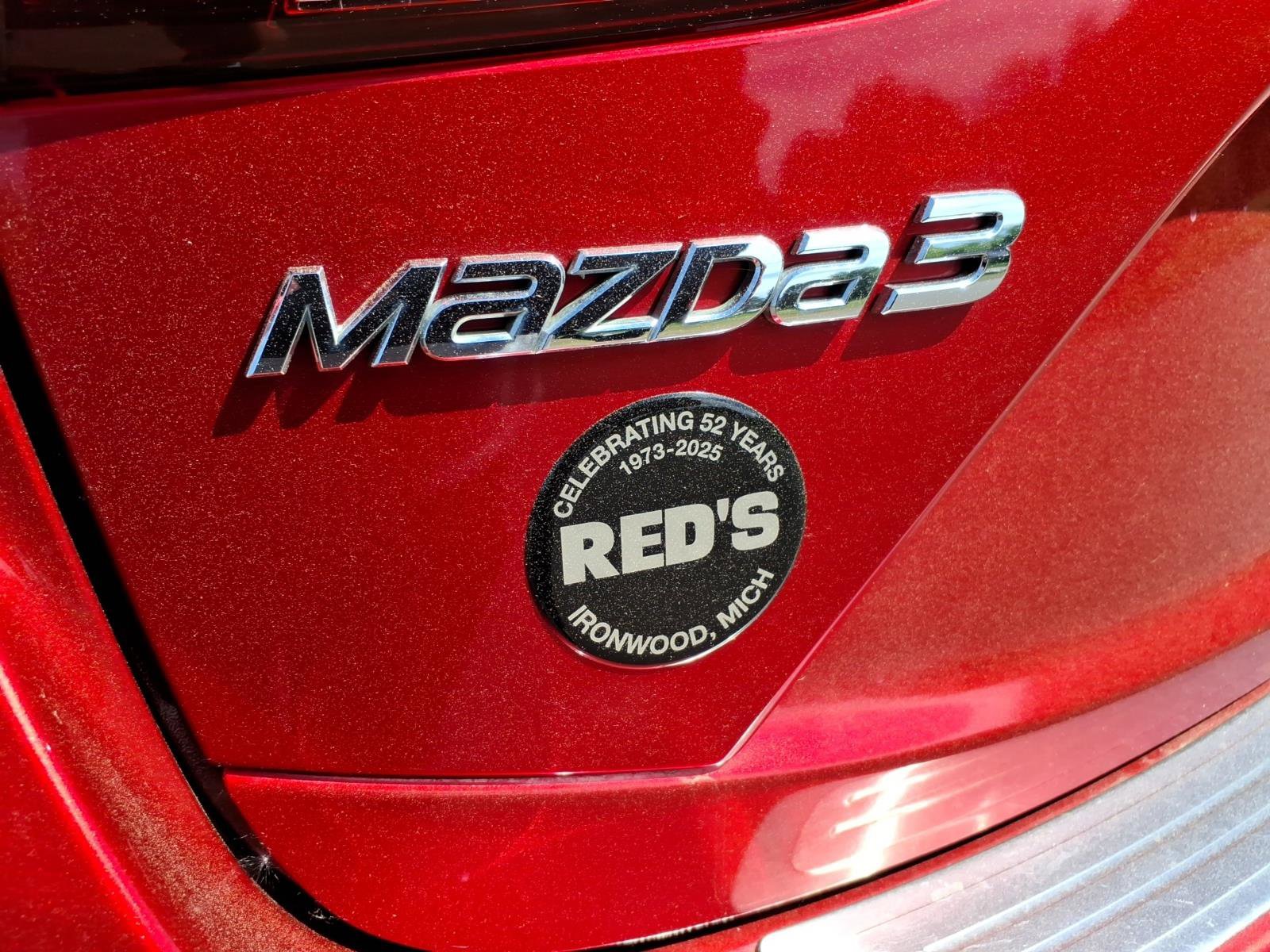 Used 2014 MAZDA MAZDA3 i Touring w/ Technology Package FWD image 4