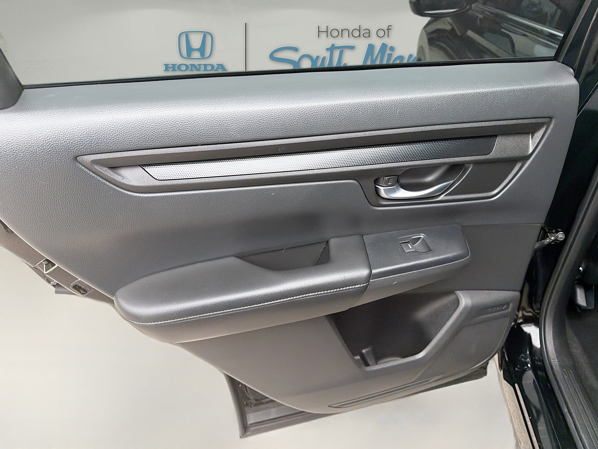 Used 2023 Honda CR-V EX image 25