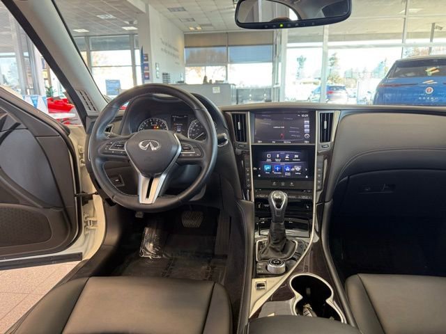 Used 2019 INFINITI Q50 Luxe w/ Essential Package (3.0T Luxe) image 25