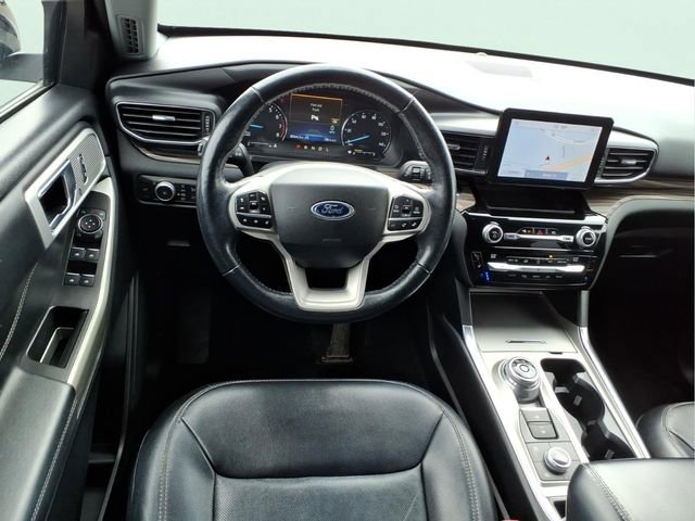 Used 2021 Ford Explorer Limited image 16
