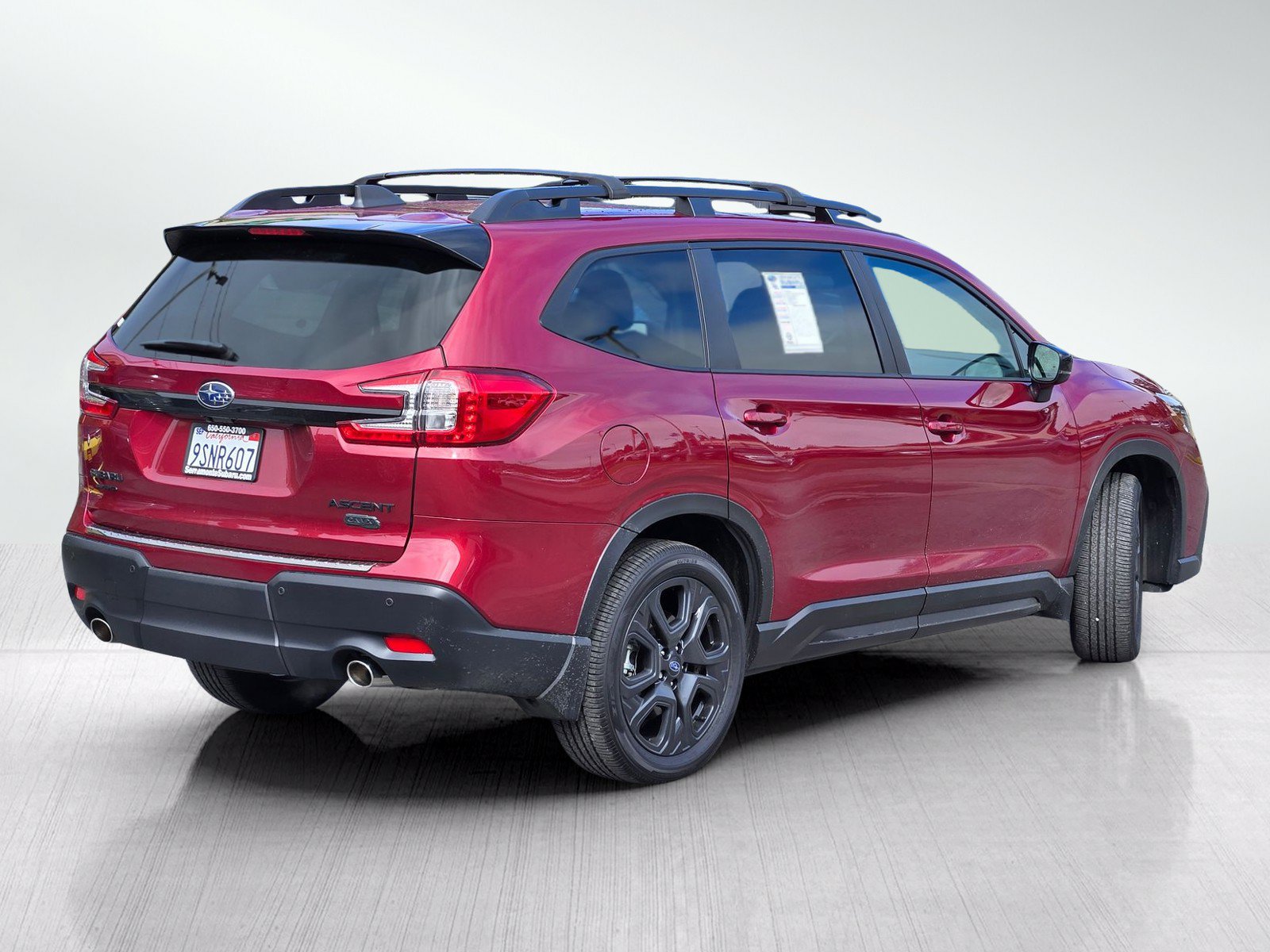 Certified 2025 Subaru Ascent Onyx Edition w/ Onyx Package AWD/4WD image 4