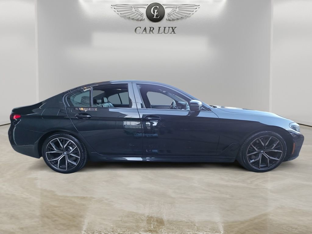 Used 2022 BMW 530i w/ M Sport Package RWD image 6
