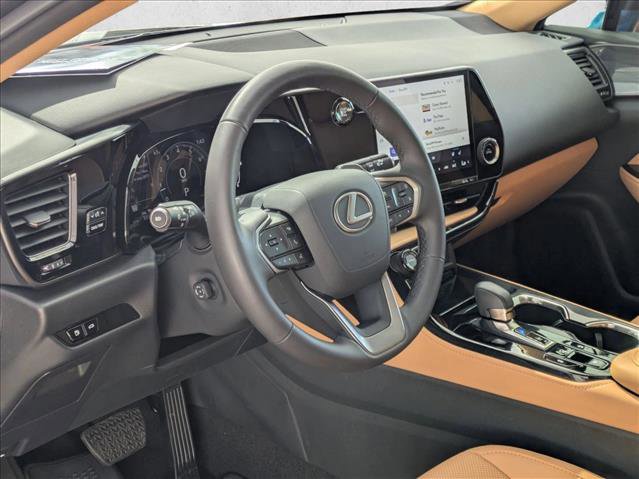 Used 2025 Lexus NX 250 FWD w/ Towing Package (2000 Lbs) image 10