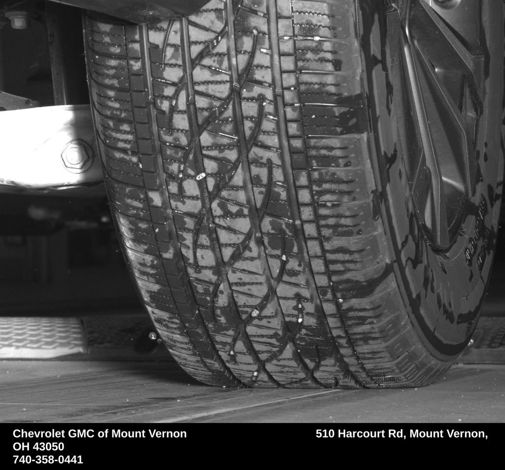 Used 2026 Chevrolet Equinox LT FWD image 36