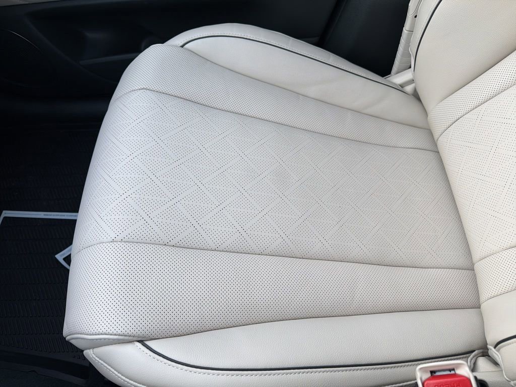 Used 2025 Genesis GV80 2.5T Prestige image 28