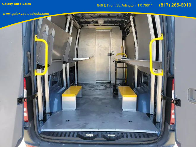 Used 2018 Mercedes-Benz Sprinter 2500 image 8