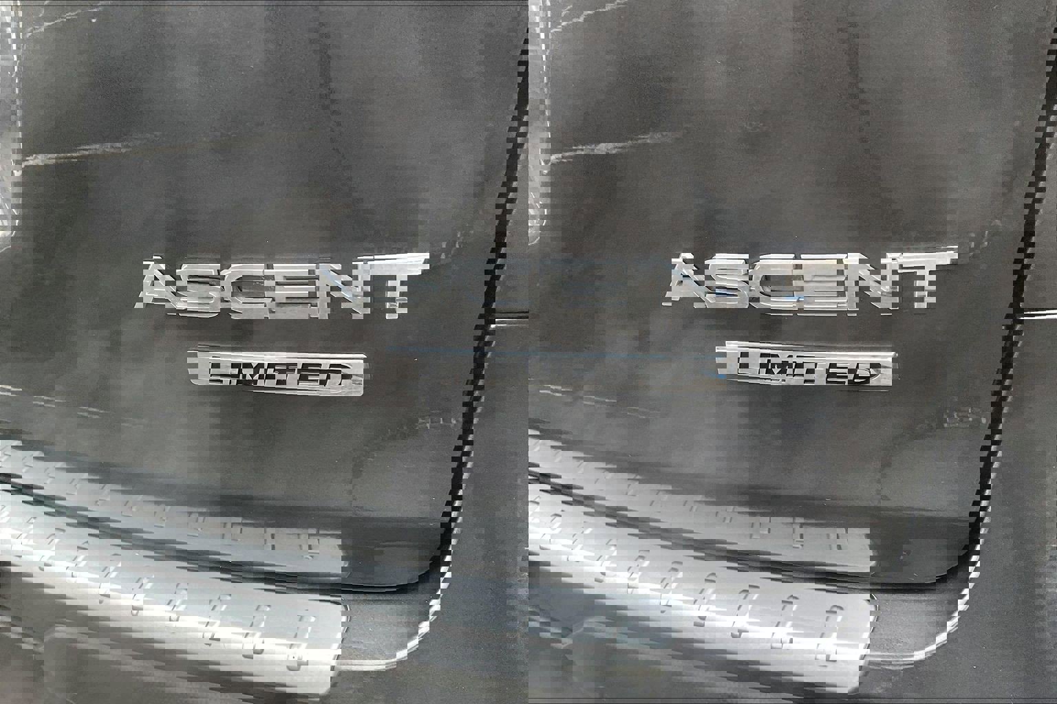 Used 2020 Subaru Ascent Limited w/ Technology Package image 8