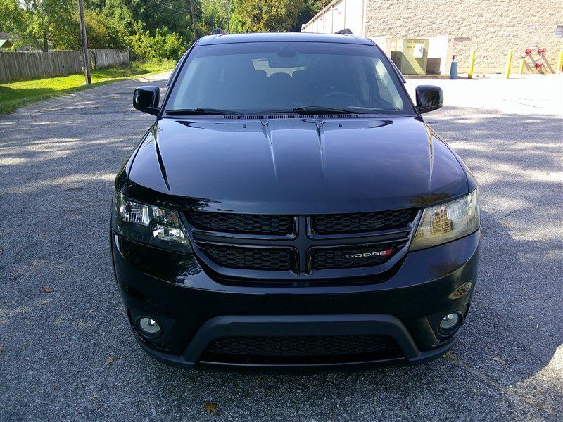 Used 2019 Dodge Journey SE w/ Connectivity Group FWD image 8