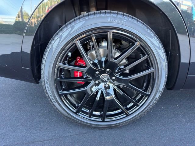 Used 2022 Maserati Levante Modena AWD/4WD image 20